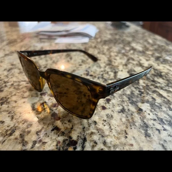 Brand new Rayban RB4323 brown tortoise polarised womens sunglasses. - Picture 3 of 7